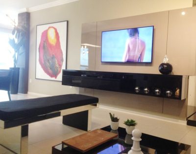 Requintado Frente Mar na Meia Praia