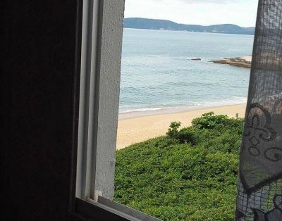 Beira-Mar na Praia da Ilhota em Itapema