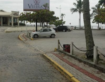 Beira-Mar na Praia da Ilhota em Itapema