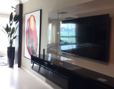 Requintado Frente Mar na Meia Praia