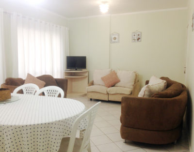 Apartamento em Edifício Frente Mar