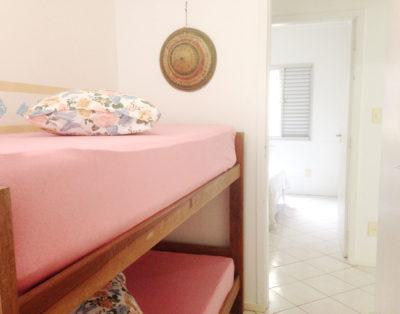 Apartamento em Edifício Frente Mar