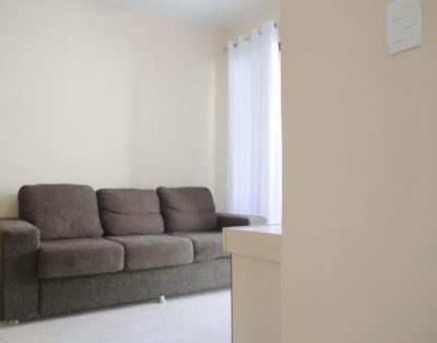 Apartamento na Meia Praia a 200m do Mar