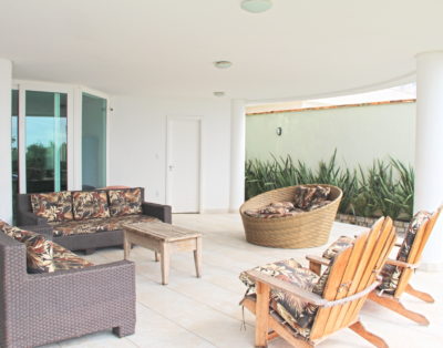 Casa Alto Padrão Frente Mar na Praia do Estaleirinho