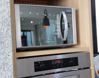 Elegante Casa Alto Padrão Frente Mar na Praia do Estaleirinho