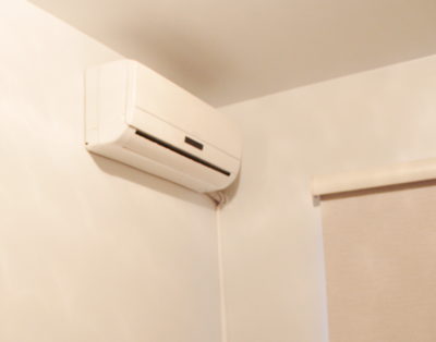 Apartamento 03 Dormitórios a 140m do Mar