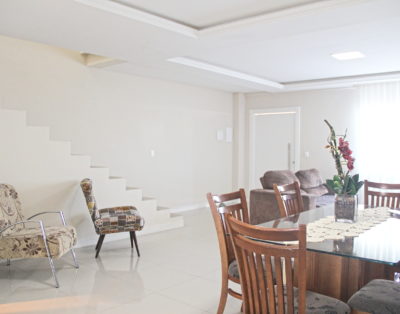 Amplo Sobrado em Balneário Camboriú