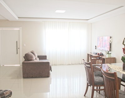 Amplo Sobrado em Balneário Camboriú