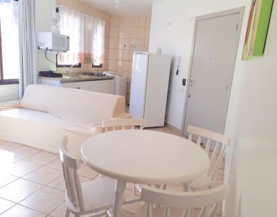 Apartamento de 1 Dormitório em Canasvieiras