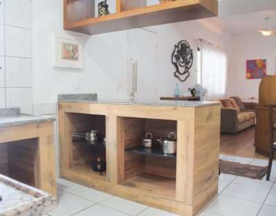 Casa na Praia Brava a Poucos Metros do Mar