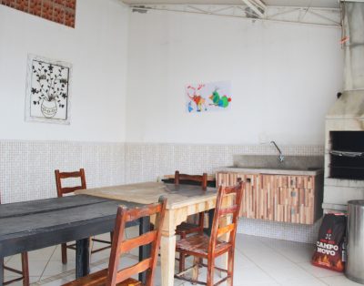 Casa na Praia Brava a Poucos Metros do Mar