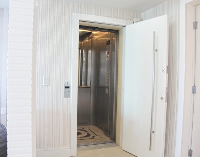 Apartamento Frente Mar de Alto Padrão em Balneário Camboriú