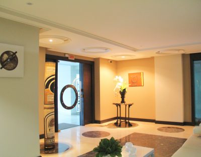 Apartamento Frente Mar de Alto Padrão em Balneário Camboriú