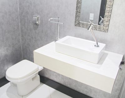 Elegante Casa Alto Padrão Frente Mar na Praia do Estaleirinho