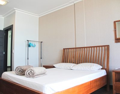 Elegante Casa Alto Padrão Frente Mar na Praia do Estaleirinho