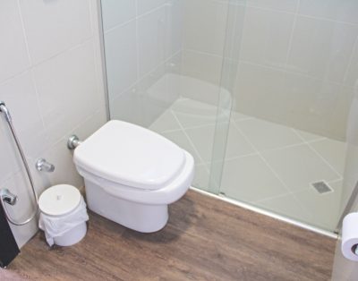 Elegante Casa Alto Padrão Frente Mar na Praia do Estaleirinho