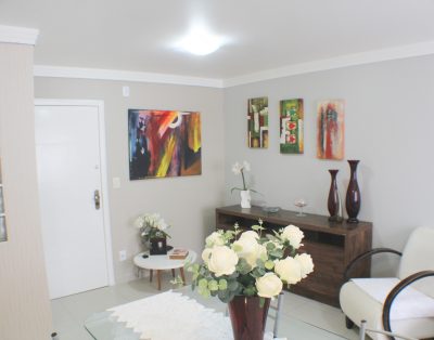 Moderno Apartamento na Quadra do Mar