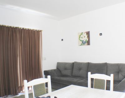 Casa para Temporada com 2 Dormitórios em Itapema