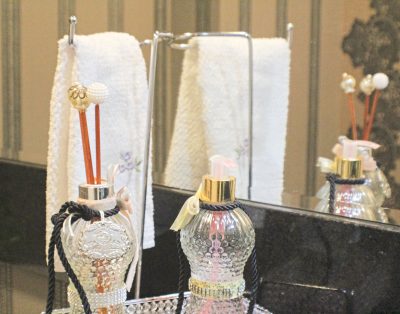 Fino Apto 3 Suítes em Meia Praia Itapema