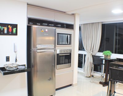 Fino Apto 3 Suítes em Meia Praia Itapema