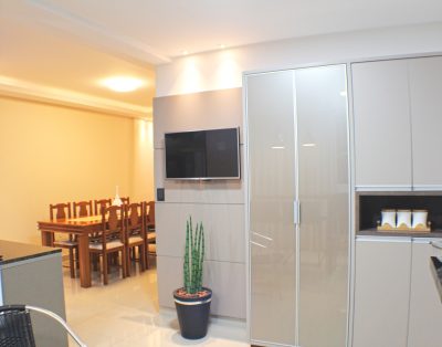 Fino Apto 3 Suítes em Meia Praia Itapema