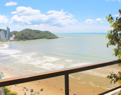 Apartamento Frente Mar com Super Vista Panorâmica em Balneário Camboriú