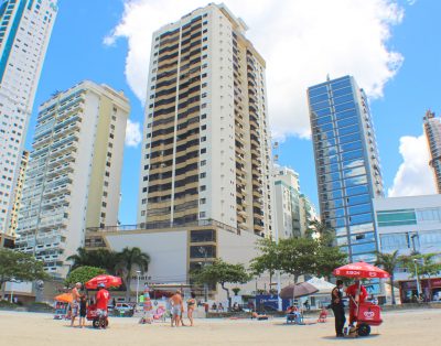 Apartamento Frente Mar com Super Vista Panorâmica em Balneário Camboriú