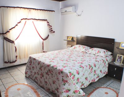 Ampla Casa em Porto Belo Pertinho do Mar