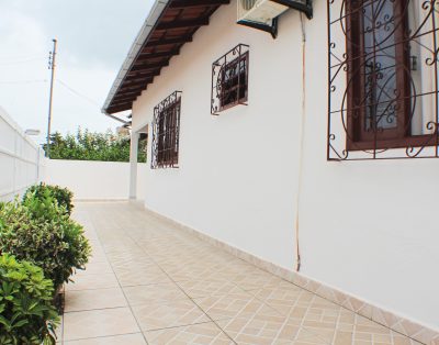 Ampla Casa em Porto Belo Pertinho do Mar