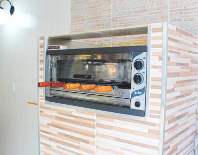 Confortável Apartamento na Meia Praia