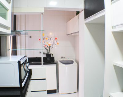 Confortável Apartamento na Meia Praia