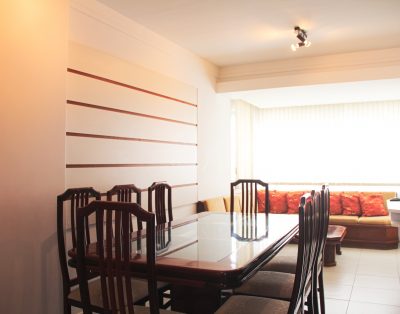 Apartamento em Edifício Frente Mar em Balneário Camboriú