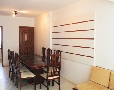 Apartamento em Edifício Frente Mar em Balneário Camboriú