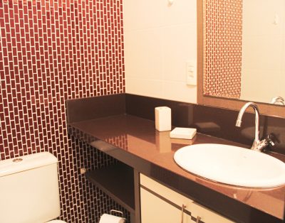 Apartamento em Edifício Frente Mar em Balneário Camboriú