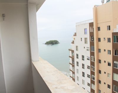 Apartamento Edifício Frente Mar 4 Dormitórios
