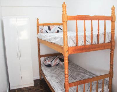 Apartamento Edifício Frente Mar 4 Dormitórios