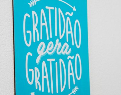 Apartamento Edifício Frente Mar 4 Dormitórios