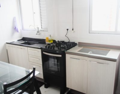 Apartamento 3 Dormitórios em Edifício Frente Mar