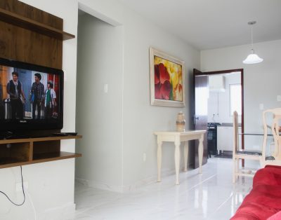 Apartamento 3 Dormitórios em Edifício Frente Mar