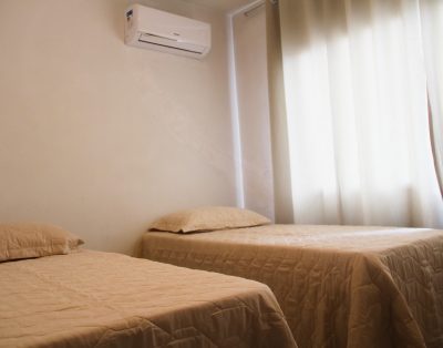 Apartamento 3 Dormitórios em Edifício Frente Mar