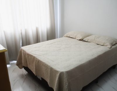 Apartamento 3 Dormitórios em Edifício Frente Mar