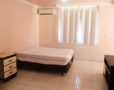 Casa com Piscina na Praia de Palmas