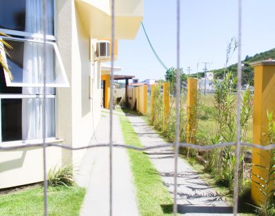 Casa com Piscina na Praia de Palmas