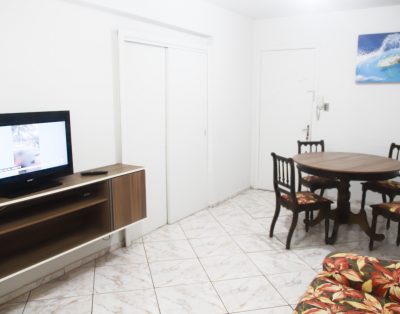 Apartamento na Praia Central a 100m do Mar