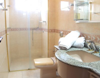 Apartamento Edifício Frente Mar 3 Dormitórios