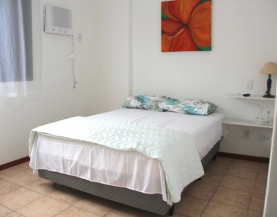 Apartamento Edifício Frente Mar 3 Dormitórios