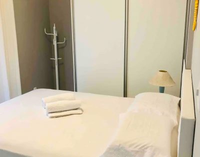 Apartamento 2 Quartos Frente Mar em Balneário Piçarras