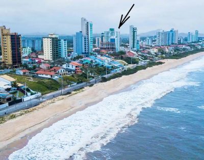 Apartamento 2 Quartos Frente Mar em Balneário Piçarras
