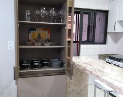 Apartamento 3 Dormitórios Edifício Frente Mar